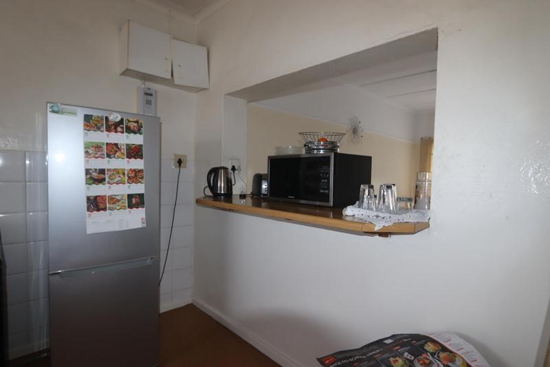 To Let 2 Bedroom Property for Rent in Lansdowne Western Cape
